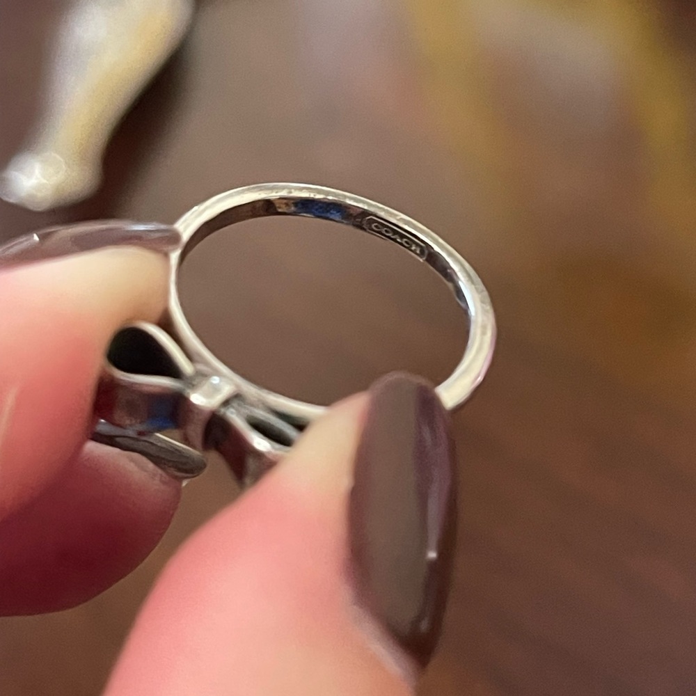 Coach ring - Picture 2 of 2